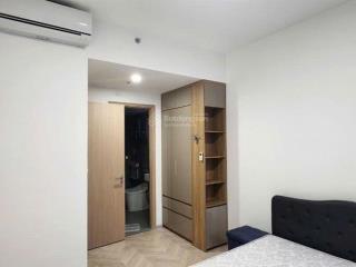 Cho thuê căn góc tòa a  masteri center point