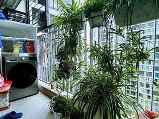Bán gấp 2pn 2vs toà r105 phân khu cao cấp