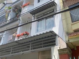 Giáp quận 1  hxh bùi hữu nghĩa, phường 2, q. bt (dt 4,8x15m cn 72m2 + 3 tầng) giá 9 tỷ