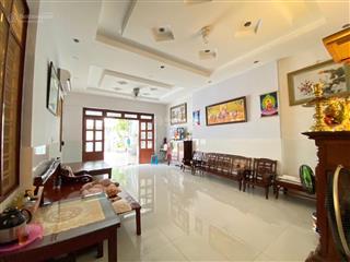 Bán nhà mặt tiền hẻm xe hơi ngủ trong nhà đ. tôn thất thuyết, quận 4ngang siêu lớn hiếm 11,8m*30m