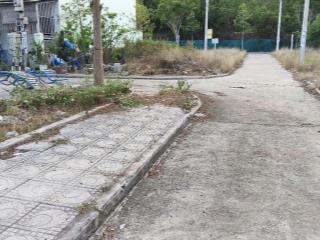 Bán nhanh lô đất 64m2 đối diện công viên, tđc đất lành  vĩnh thái  nam nha trang