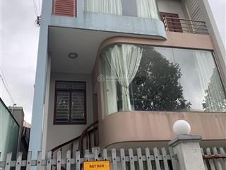 Chính chủ bán nhà mặt tiền trường chinh  tp tây ninh, 140m2, 3 tầng, gần vincom