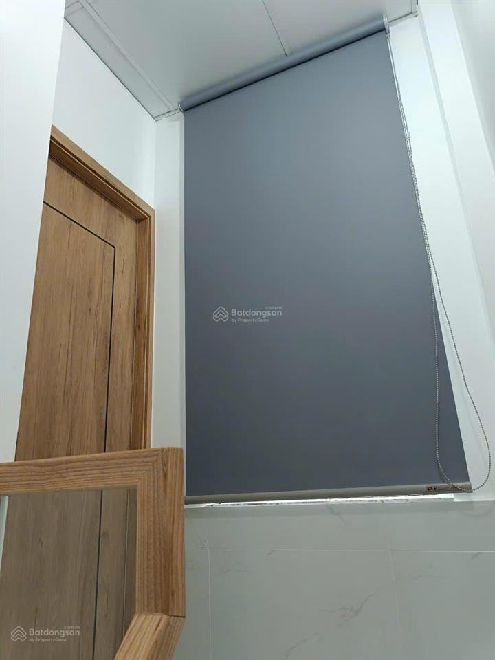 Nhà sổ hồng riêng đường lê trọng tấn  giá tốt