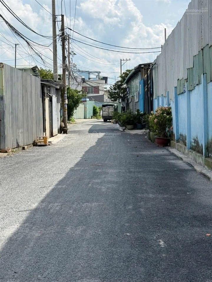 Đất thổ cư kdc đường nhựa 8m xã bà điểm  giá f0