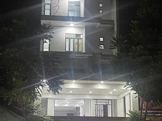 Bán nhà mặt phố tại nguyễn tất thành, 13,5 tỷ, 208m2, 6 tầng uy tín bao đẹp