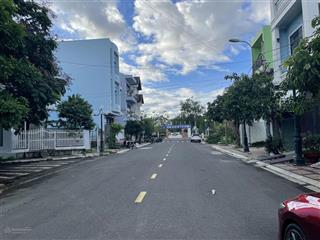 Bán nhà 2 mặt tiền  ninh hiệp  vị trí đắc địa