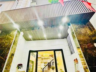 Chính chủ bán nhà lô góc thanh xuân. dt 46m2  mt4m  4t  giá chào 9.3 tỷ  ngõ nông  gần ô tô.