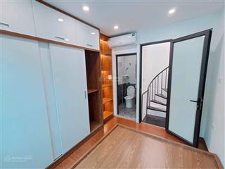 Cần bán căn ngõ thịnh quang 4 tầng, cách 50m ra mặt đường thái thịnh