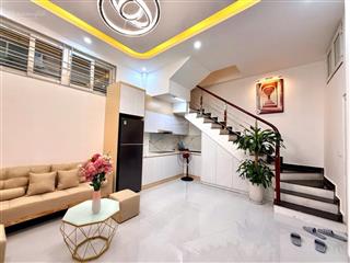 Cần bán căn ở ngõ thịnh quang, siêu phẩm 7.88 tỷ diện tích 30,5m