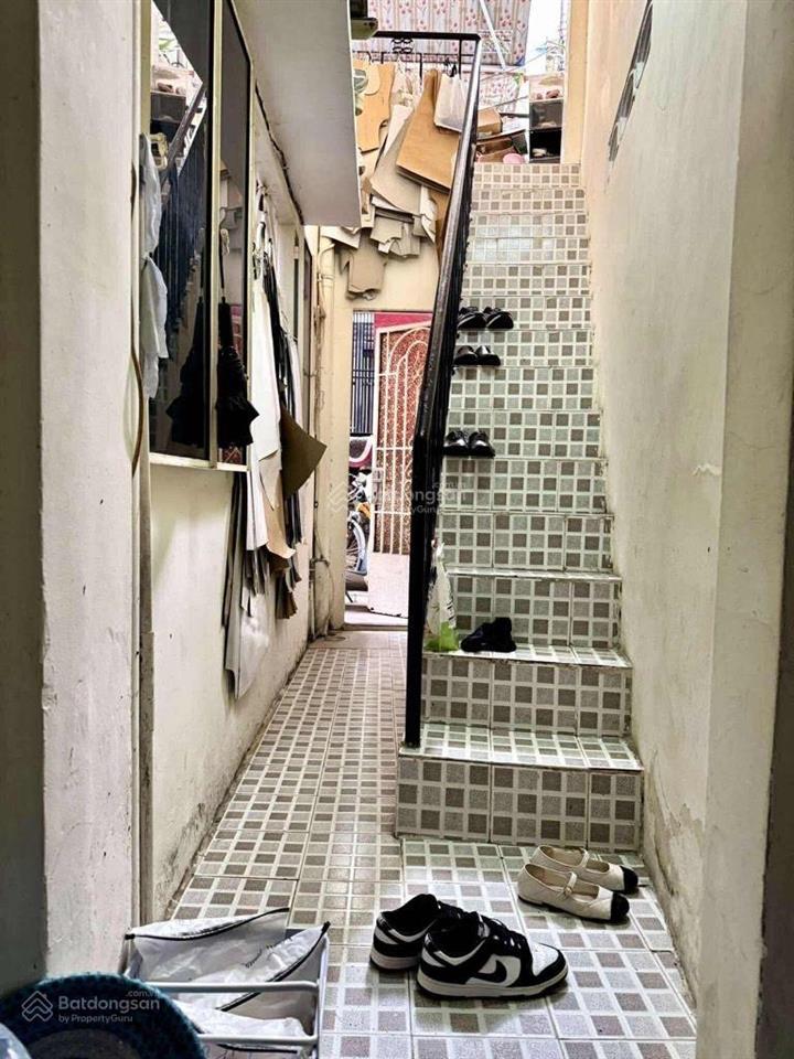 Nguyễn trãi, q5 giáp q1  2 tầng  56m2  ngang khủng hơn 6m... 7.99 tỷ