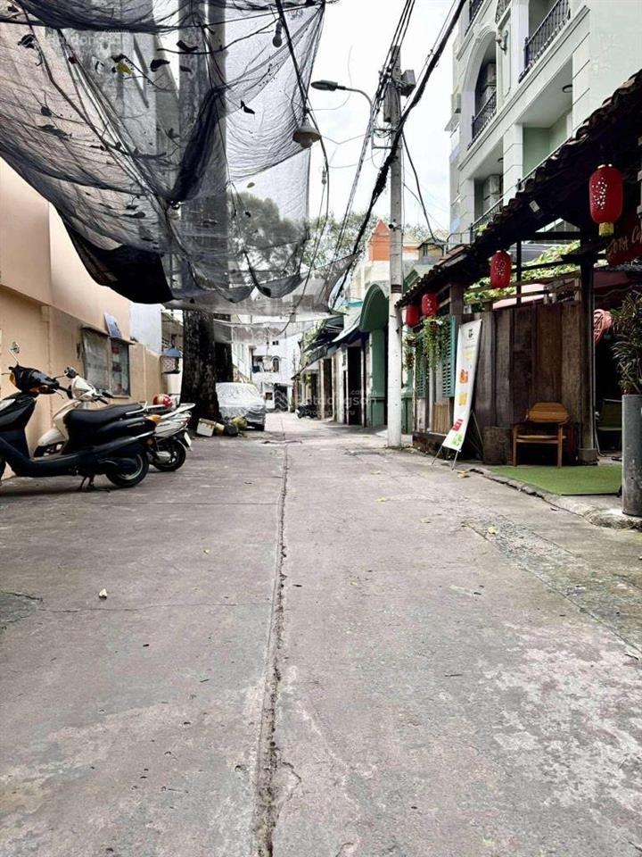 Nguyễn trãi, q5 giáp q1  2 tầng  56m2  ngang khủng hơn 6m... 7.99 tỷ