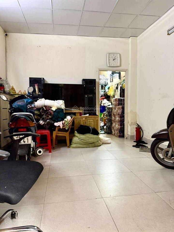 Nguyễn trãi, q5 giáp q1  2 tầng  56m2  ngang khủng hơn 6m... 7.99 tỷ