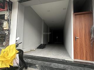 Cho thuê mặt bằng kinh doanh đối diện chợ thủ đức