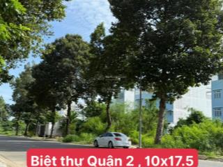 Hạ giá sâu biệt thự đối diện trường học nguyễn thị định gấp