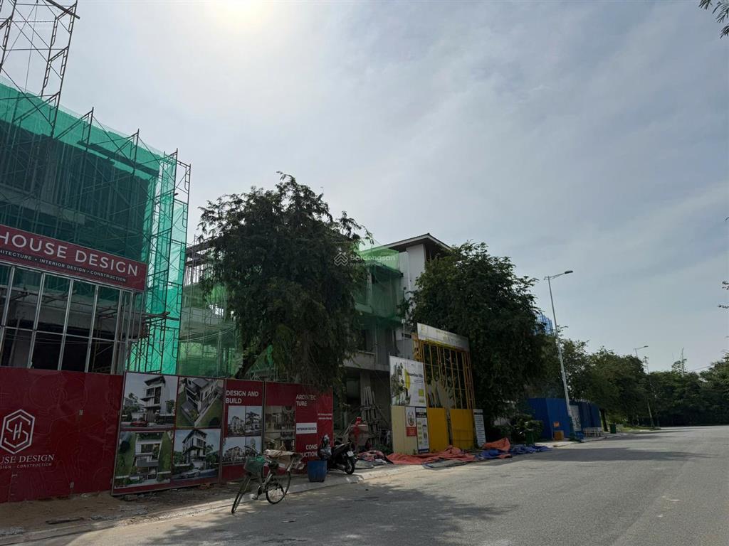 Khu dân cư thủ thiêm villa  mặt tiền vũ phương đề 226m2 full thổ ngộp