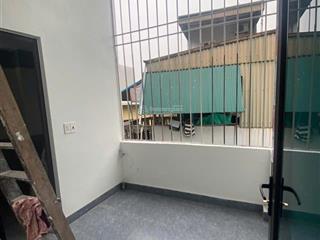 Bán gấp nhà tại phường trần lãm tp thái bình. căn nhà 3t mới xây 2 năm
