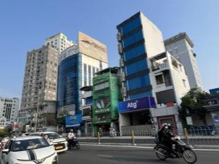 Cho thuê nhà mặt tiền, đường 30m, quận phú nhuận, 130m², 4pn, kinh doanh đa ngành, giá tốt