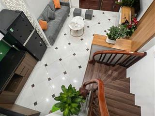 Bán nhà xuân phương 30m2 xây 5 tầng phun nội thất