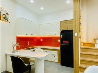Hot nhà cần bán và tặng toàn bộ nội thất  nở hậu  3 pn 3 wc  4 tỷ 99. đàm phán