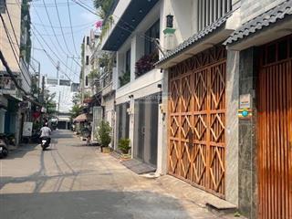 Hàng hiếm diện tích 4x13  tặng full nội thất  giá 5tỷ8 thương lượng  mua gấp