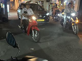 Hẻm 5m  đường thông thoáng  chủ cần bán rất gấp  giá 9tỷ6 thương lượng  diện tích 6,9 x 14m
