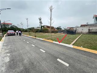 96,6m2 đồi sen full thổ cư. đường thông tứ phía, 2 xe ô tô tránh. cách trục chính đồi sen 30m