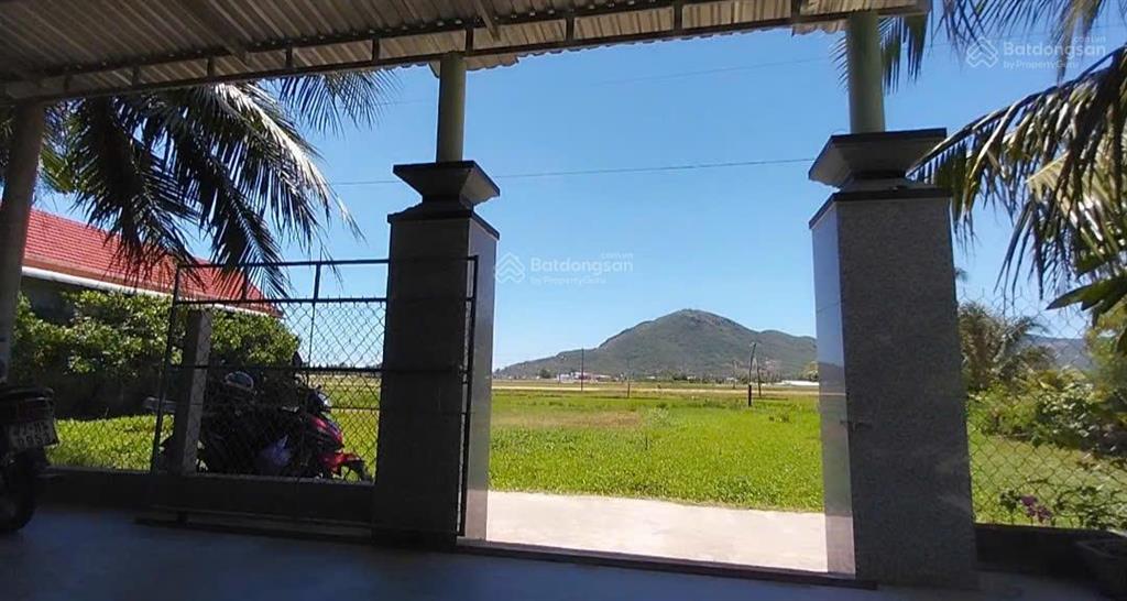 Đất gần kdl đề gi, bình định tại đức phổ 2, phù cát, bình định. 200 m28x25m(5xxtr)100%tc. đg ô tô