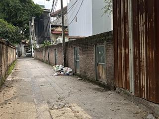 41m2 đất phúc diễn, ô tô tải dừng đậu tại cửa