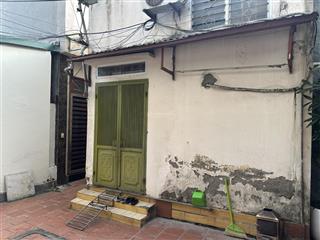 Bán 42m2 đất tặng nhà cấp 4 ngay ngã 3 hoàng tăng bí và thuỵ phương