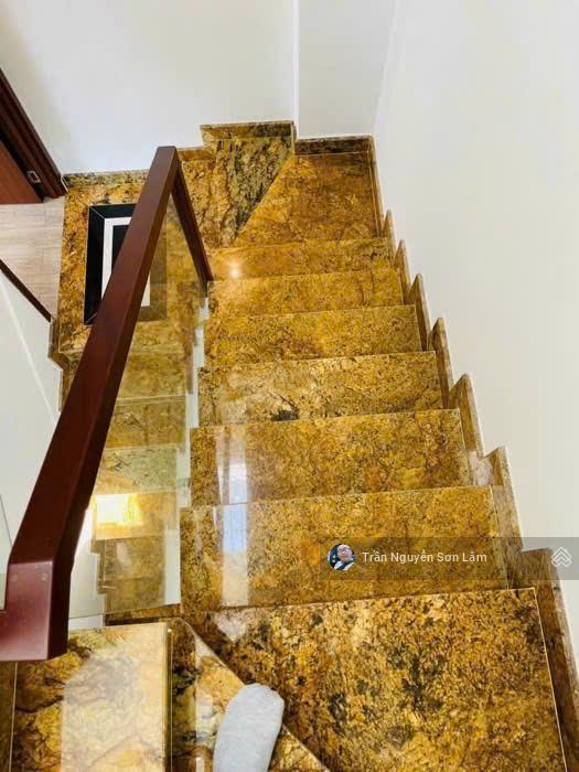 Bán nhà mặt tiền âu dương lân, q8  1 trệt 2 lầu st, vị trí kinh doanh đắc địa, thu nhập 18tr/tháng