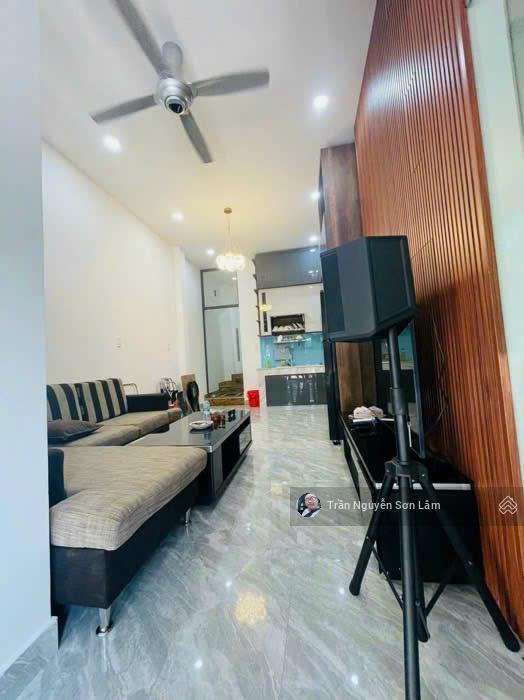 Bán nhà mặt tiền âu dương lân, q8  1 trệt 2 lầu st, vị trí kinh doanh đắc địa, thu nhập 18tr/tháng