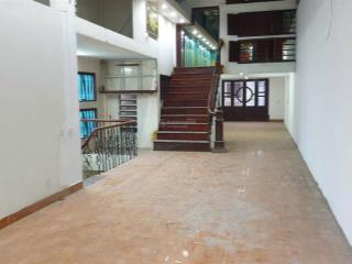 Nhà đẹp phường giang biên 106,8m2 x 3t vị trí đẹp  nhiều tiện ích  ô tô tránh. chỉ 9,2 tỷ