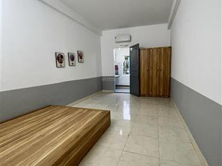 Cho thuê trọ, ở đường nguyễn khánh toàn, p. quan hoa, q. cầu giấy, hà nội (có thang máy)