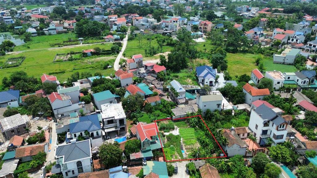 Bán đất tại phú nghĩa, 13 triệu / m2, 557 m2, mặt tiền 20.2m, pháp lý đầy đủ