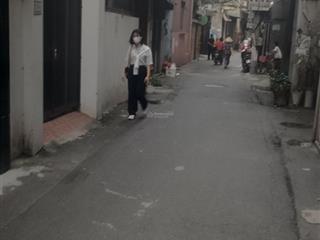 Bán nhà phố quan hoa 30p ra phố ô tô, dt 72m2, 5 tầng mt 4,8m thông thoáng 13 tỷ, đang cho thuê