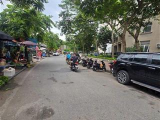 Bán nhà phố chùa láng  ô tô đỗ cửa  5 tầng  ngõ thông nguyễn chí thanh dt 56m  mt 4,6m.