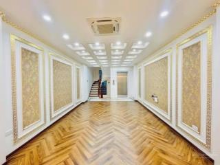 A đây rồi !! nguyễn văn huyên  phân lô  ô tô tránh  sát mp  kinh doanh  7 tầng  thang máy