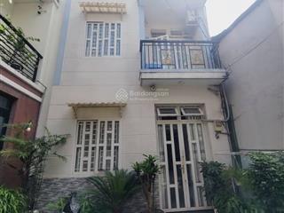 Bán nhà tại đường trần xuân soạn, đẹp và nhiều tiện ích