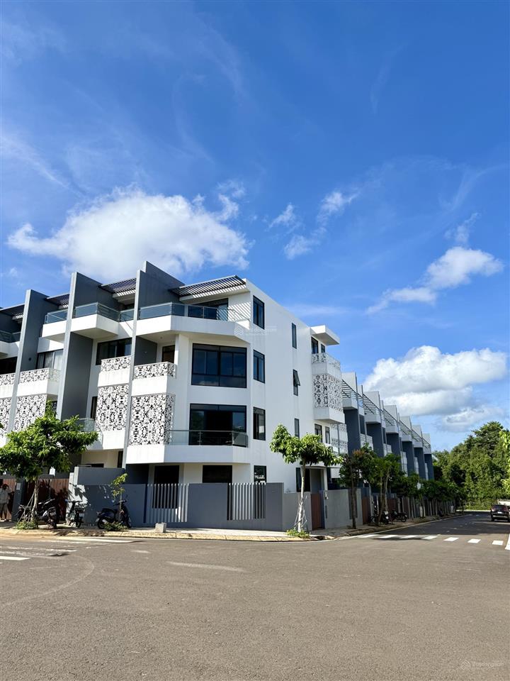 Bán căn góc 300m2, 4 tầng, khu đô thị thành phố cà phê  trung tâm buôn mê thuột