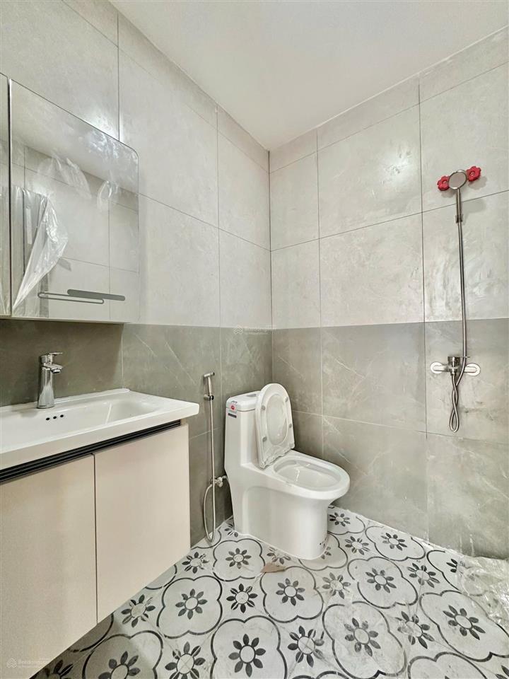 Căn hộ mới xây nằm cuối đỗ xuân hợp, gần liên phường, thuận tiện đi quận 9, quận 2 bình thạnh