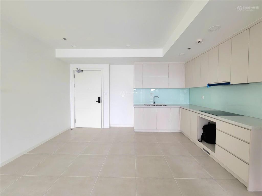 Căn giá rẻ 12 triệu/tháng 2 phòng ngủ, urban green thủ đức diện tích 84m2 view lk81/sông