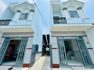 Nhà 1 trệt 1 lầu 2pn 2wc sh pháp lý đầu đủ