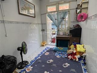 Bán nhà 2 tầng shr đường lò gốm q6, giá nhỉn 2 tỷ, nhiều tiện ích xung quanh, khu trung tâm sầm uất