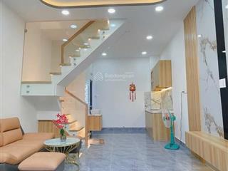 Nhà mới vào ở ngay 2 tầng sang xịn mịn,ngay chợ phú lâm,giá hời ngay trung tâm q6