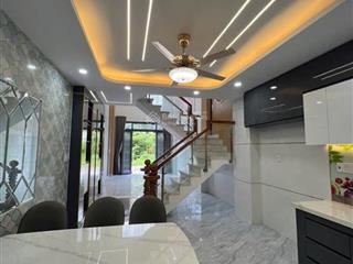 Nhà đẹp hxh tân hòa đông dt 85m2  giá 6.x tỷ  vừa ở vừa kinh doanh  giáp q6 tiện di chuyển