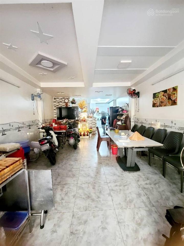 Nhà đẹp mặt tiền kinh doanh dương tự quán  70m2 (5x14)  nhỉnh 7 tỷ  khu tên lửa, giáp quận 6