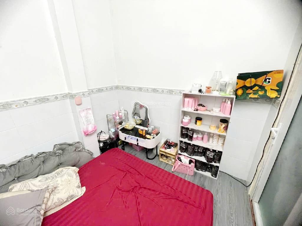 Nhà đẹp mặt tiền kinh doanh dương tự quán  70m2 (5x14)  nhỉnh 7 tỷ  khu tên lửa, giáp quận 6