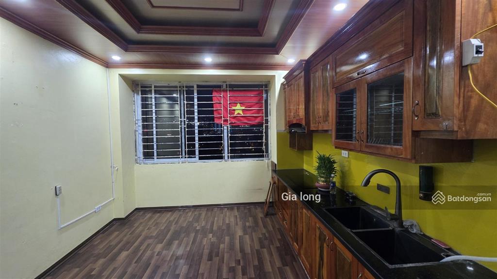 Bán chung cư đặng xá lô góc 70m