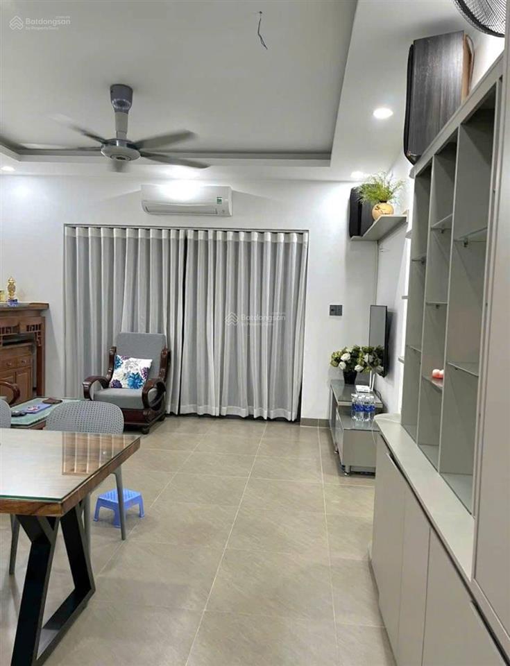 Bán ngay căn hộ chung cư khánh hội 2, 1ty950 sổ hồng riêng 83m2