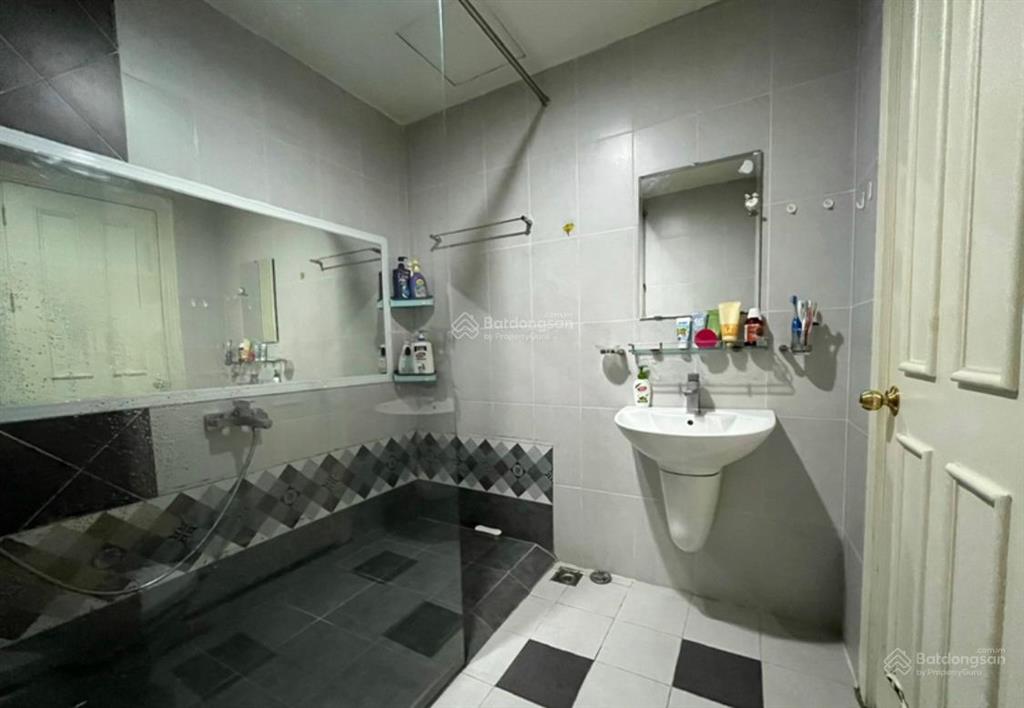 Bán gấp căn hộ phúc yên 2, sổ hồng riêng, 80m2